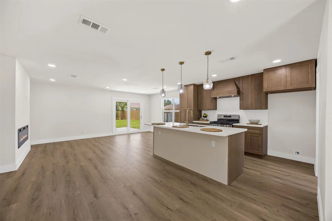 Photo of 3005 Barberry Drive