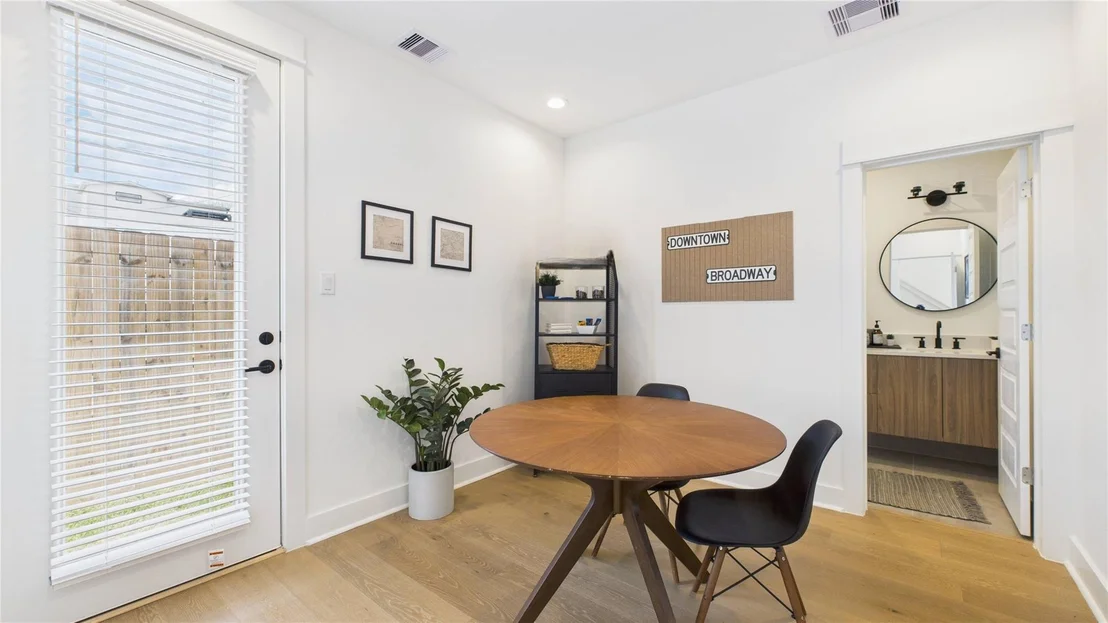 Photo of 2426 Freeman Street
