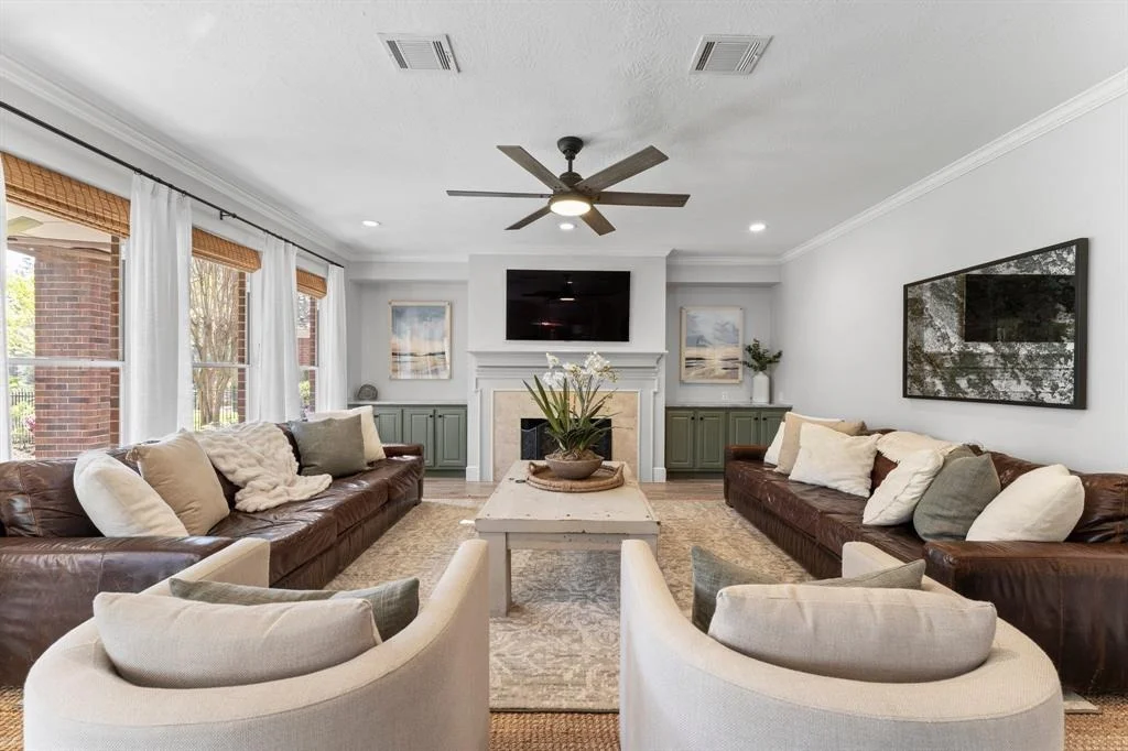 Photo of 211 N Floral Leaf Circle