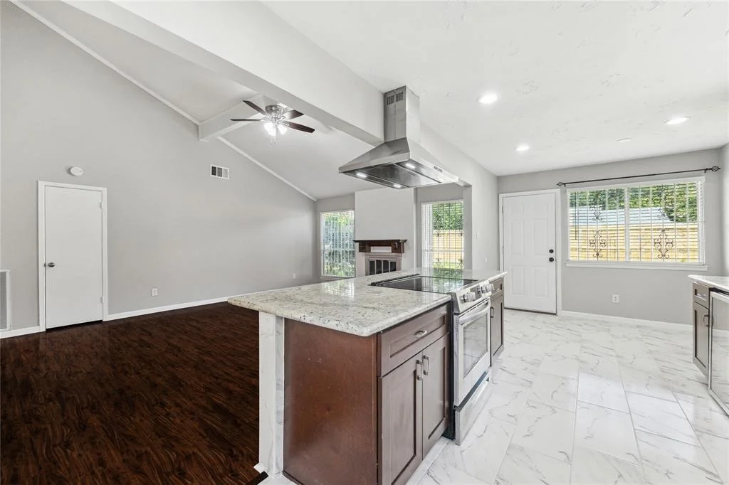 Photo of 7315 Windvine Drive