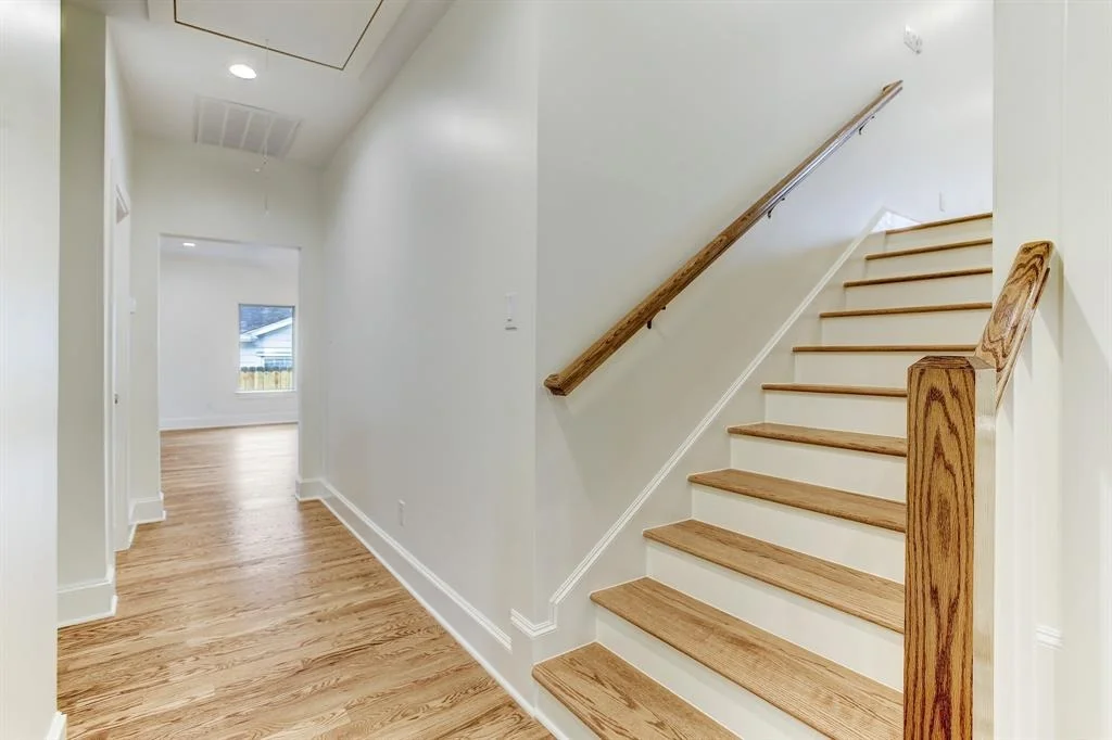 Photo of 1842 Chantilly Lane