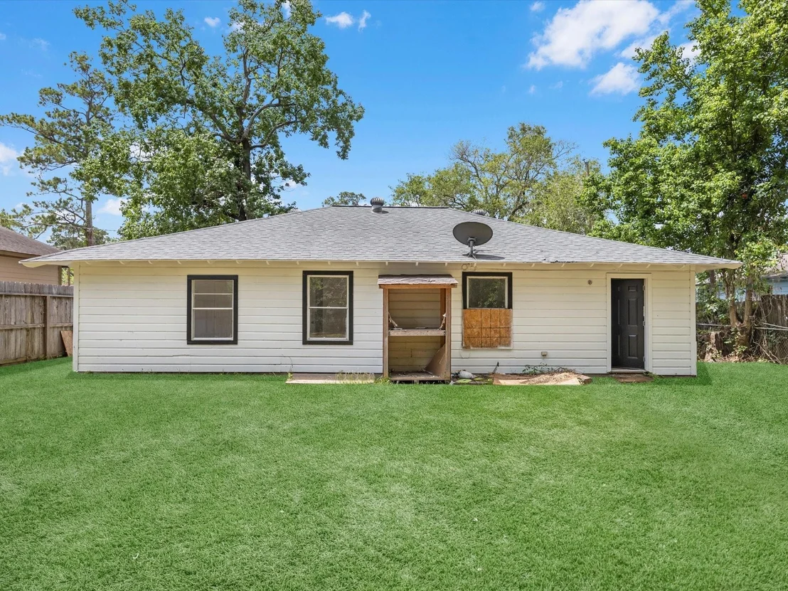 Photo of 8161 Record Street