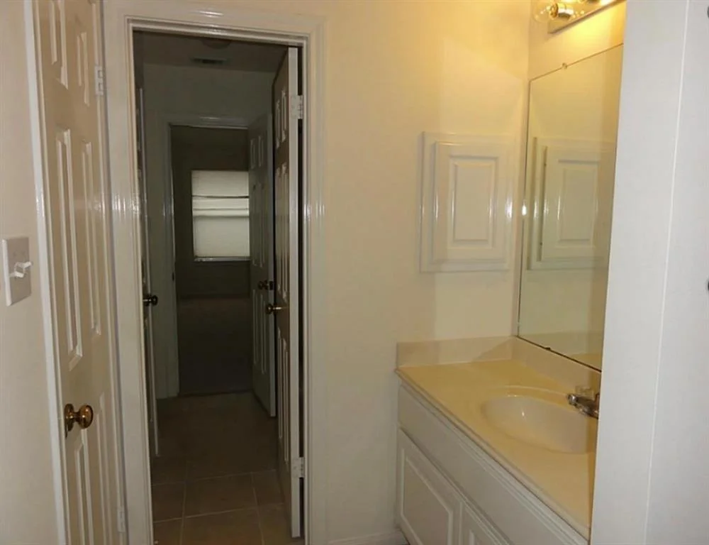 Photo of 3231 Shadywind Drive