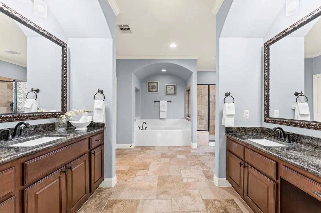 Photo of 70 Valera Ridge Drive