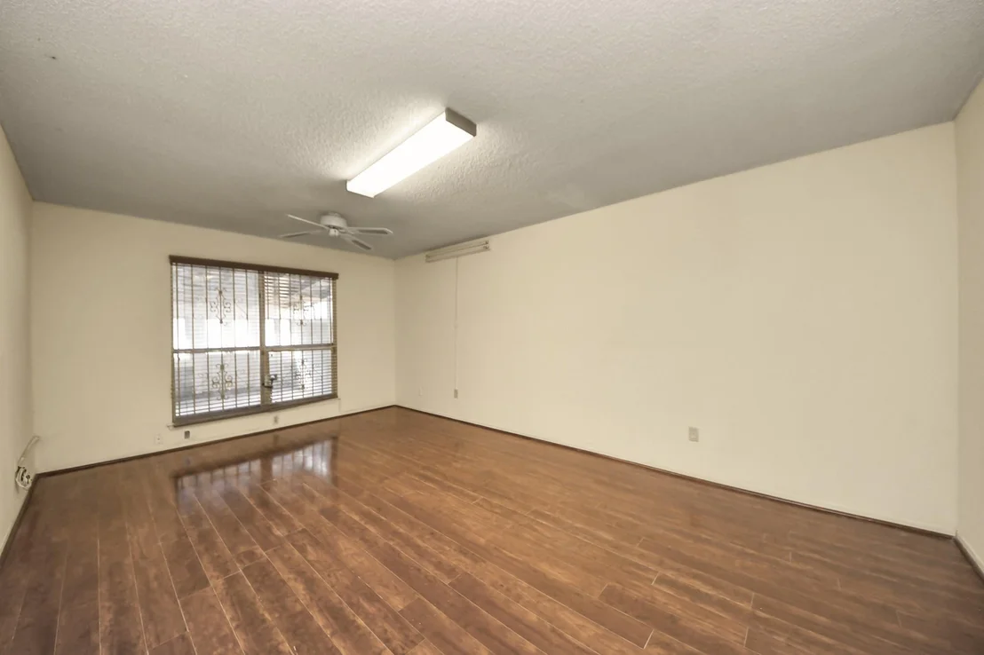 Photo of 6643 Briar Glade Drive