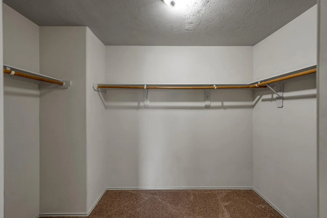 Photo of 23919 Kingbriar Drive