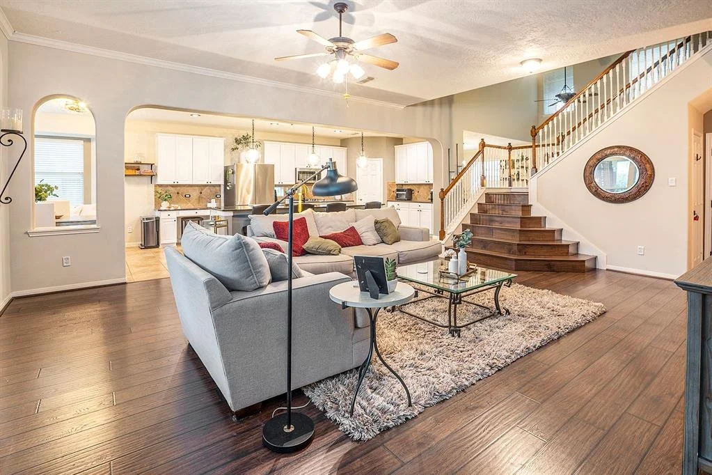 Photo of 601 White Oak Pointe