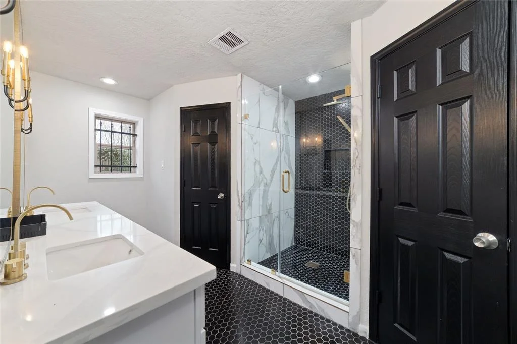 Photo of 8923 Arlington Forest Drive