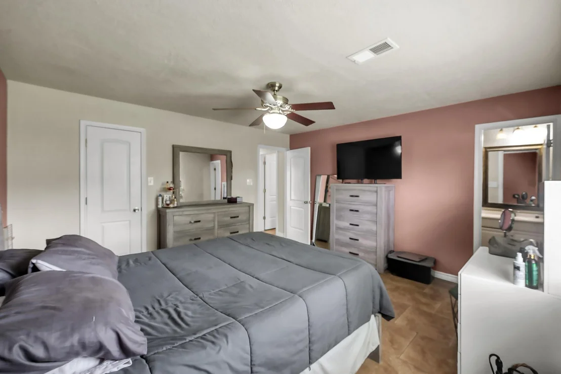Photo of 24427 Broken Bow Lane