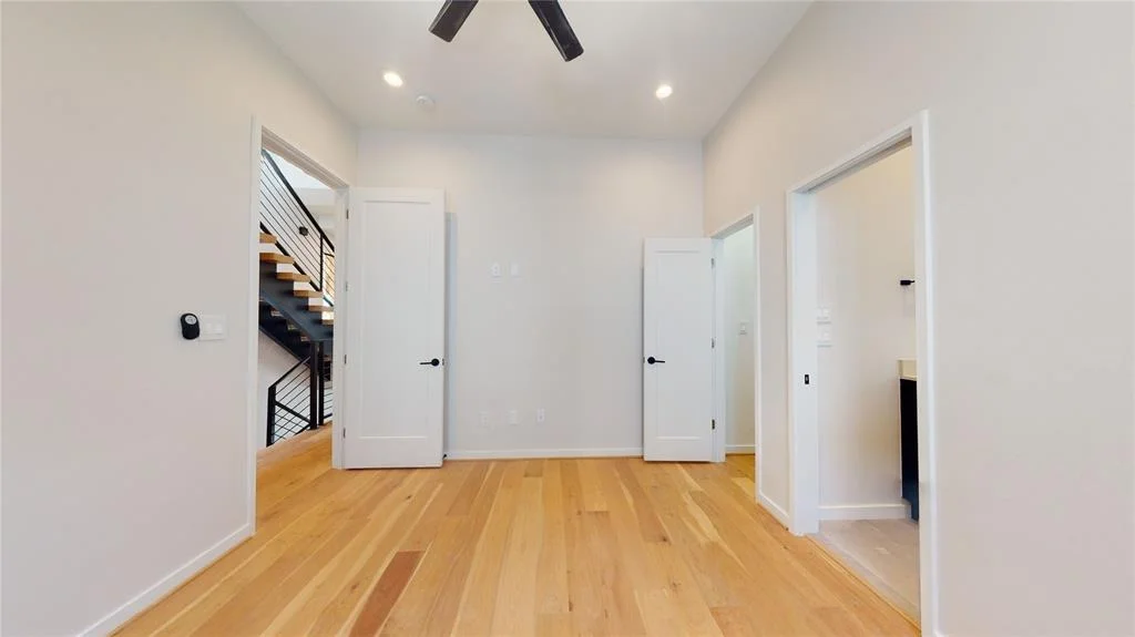Photo of 531 Memorial Heights Drive