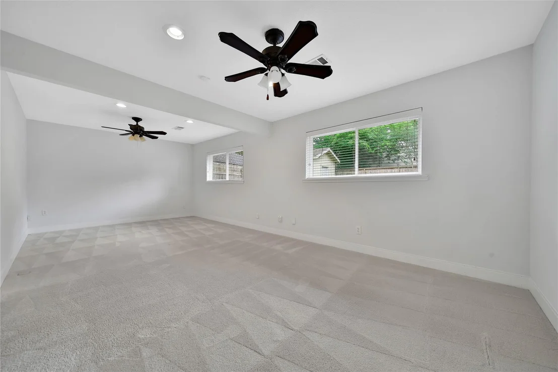 Photo of 995 Curtin Street