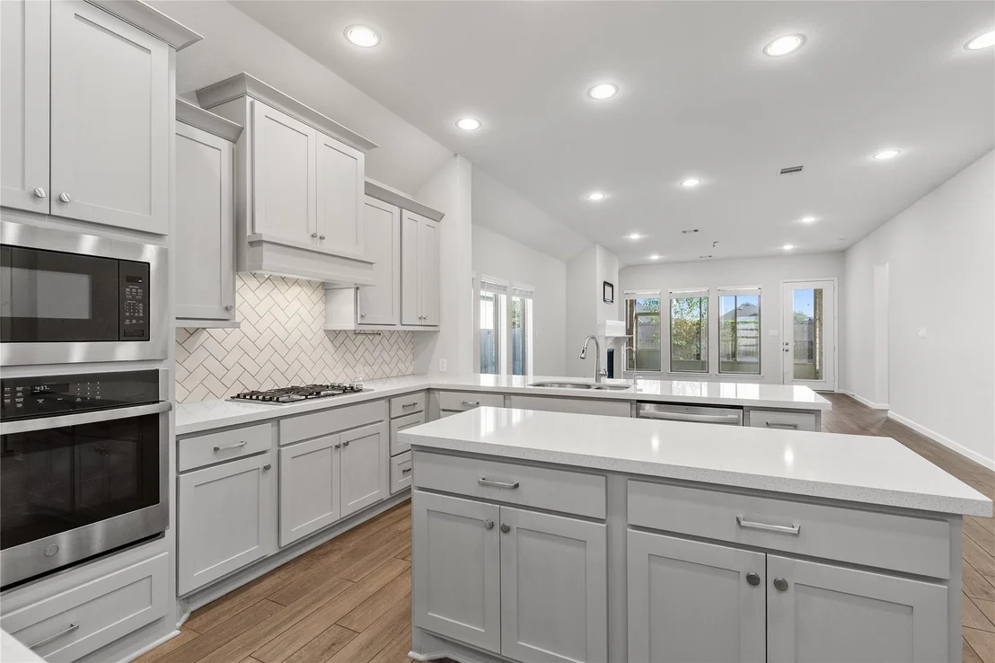 Photo of 5030 Morrison Drive