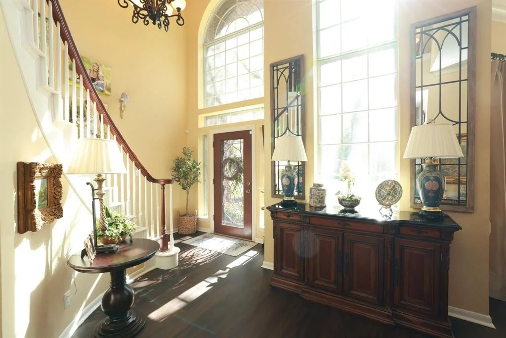 Photo of 17102 Oak Dale Drive