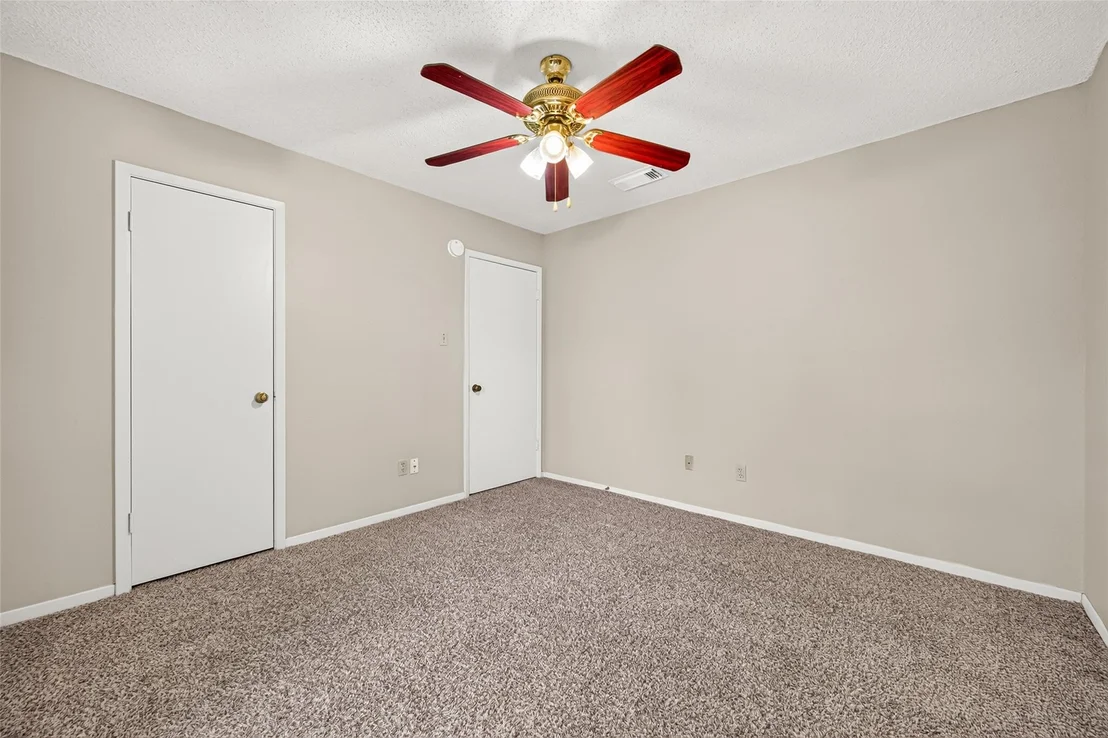 Photo of 18534 Sweetmeadow Drive