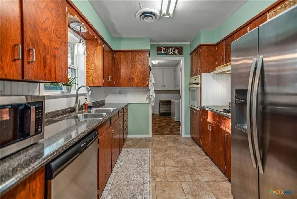 Photo of 535 Travis Street