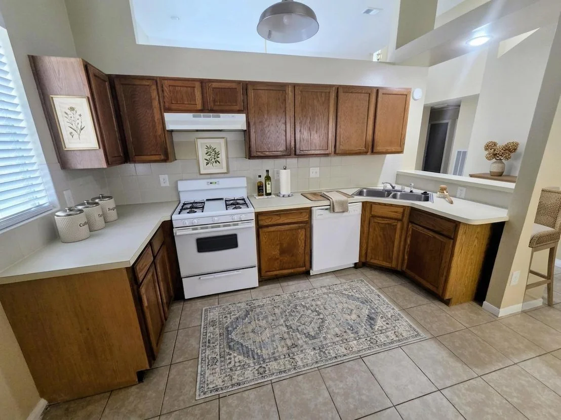 Photo of 30435 Arborg Drive