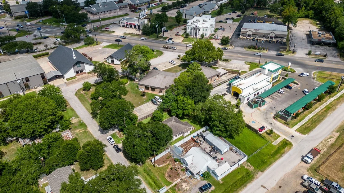 Photo of 1004 Barbara Street
