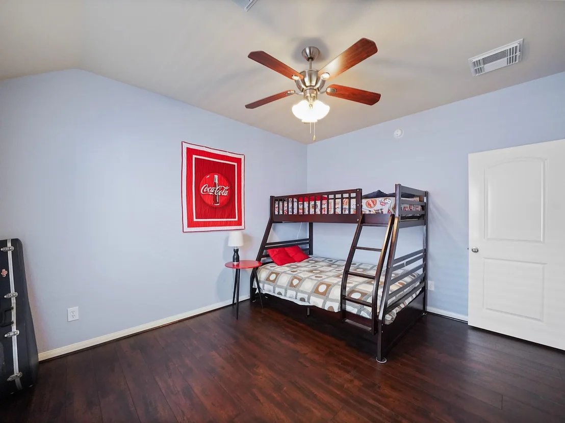 Photo of 831 Merlin Roost