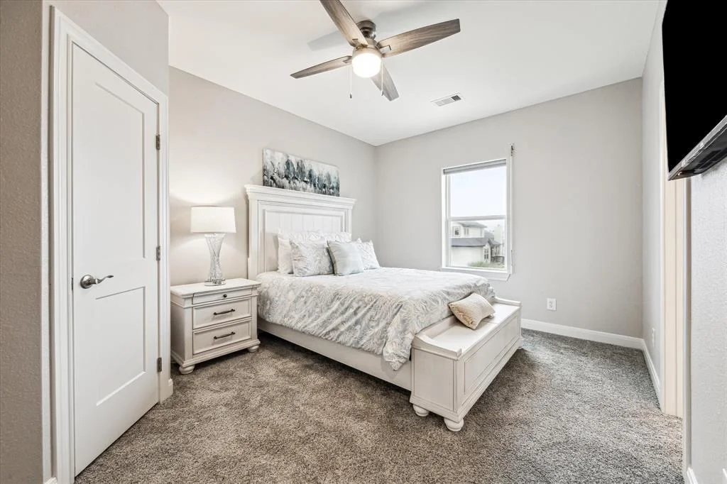Photo of 430 Amanda Circle