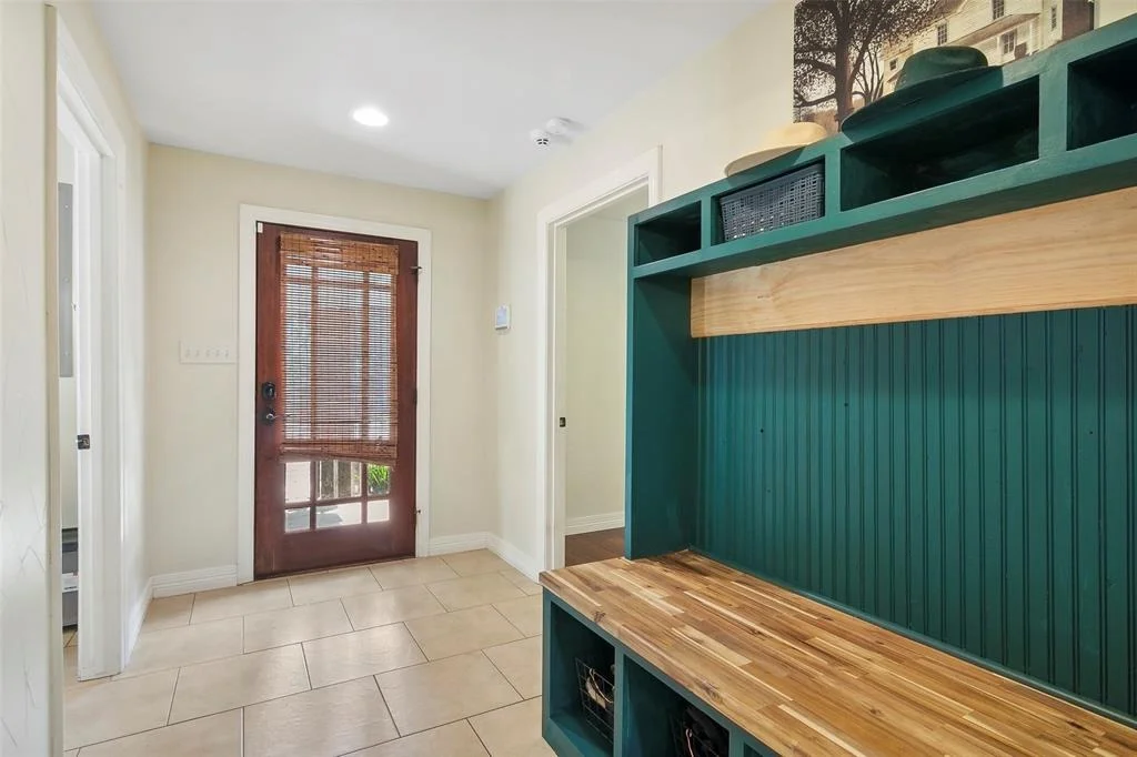 Photo of 1025 Creek Bend