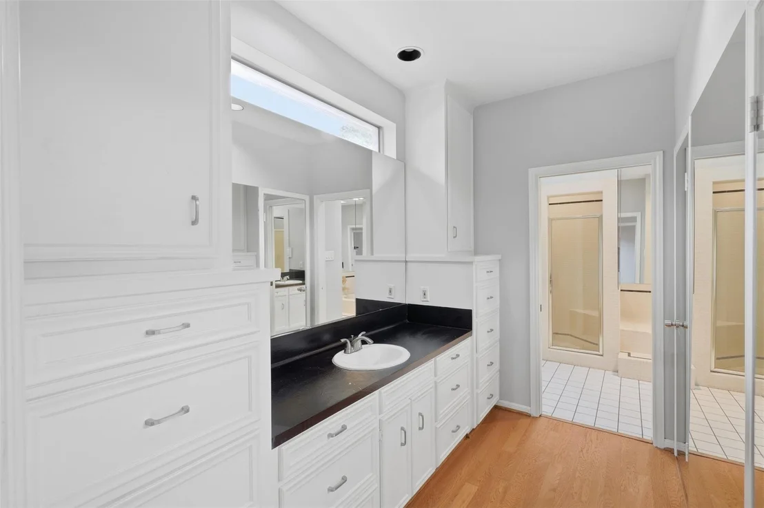 Photo of 12059 S Circle Drive