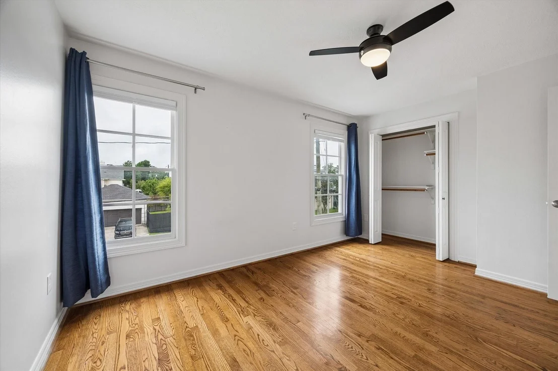Photo of 3915 Golf Drive