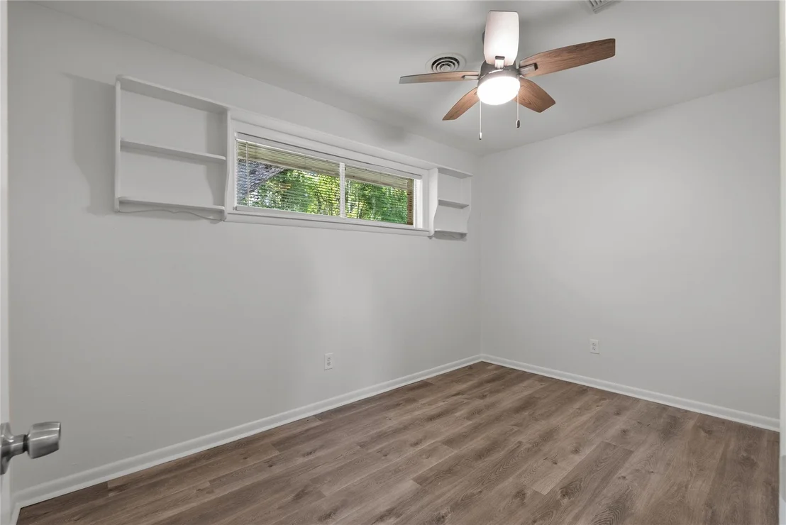 Photo of 1102 Avenue C