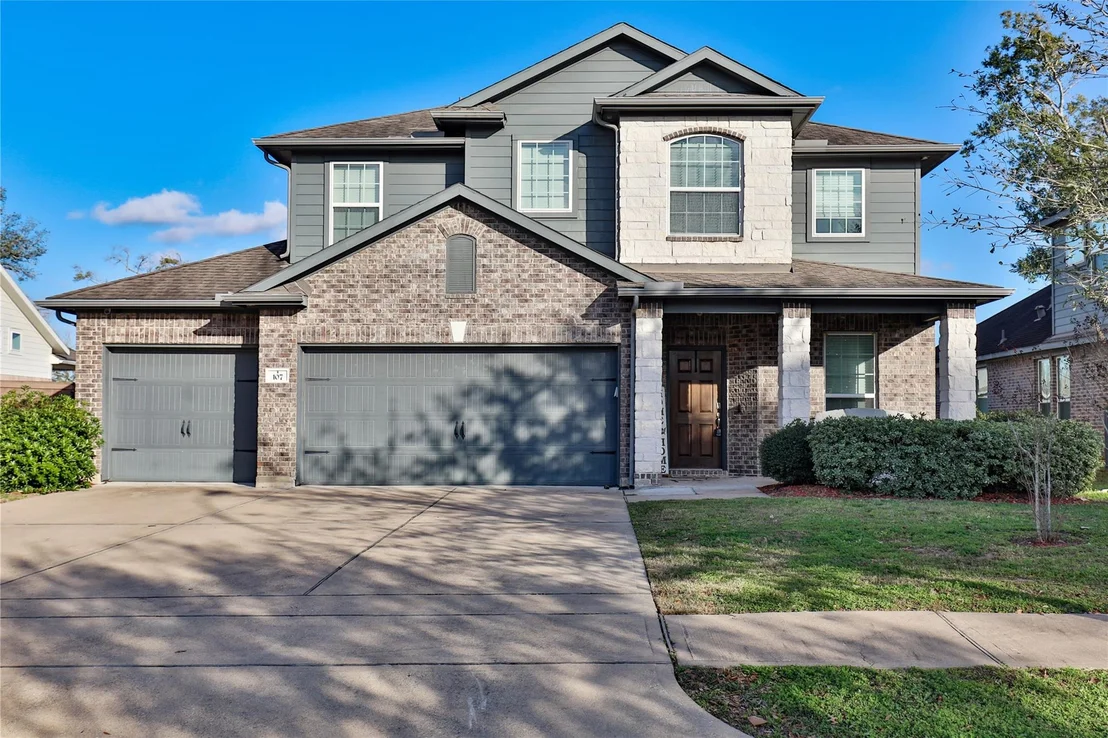 Photo of 107 Forest Bend Court