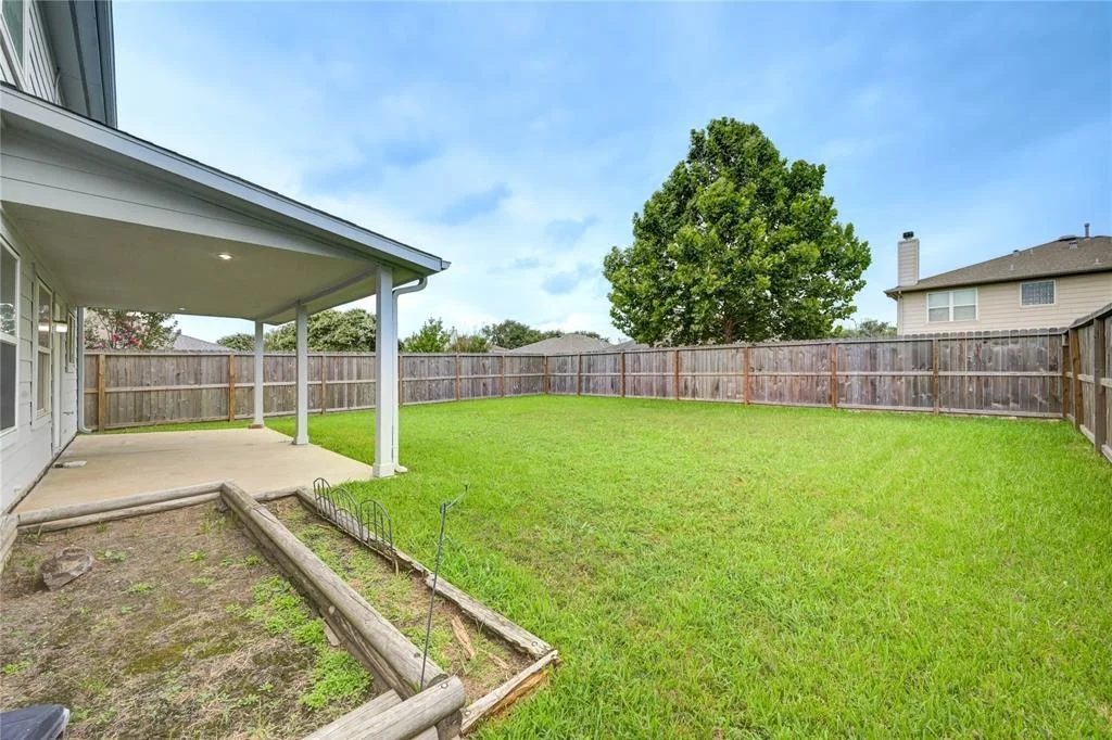 Photo of 21602 N Boundary Peak Way