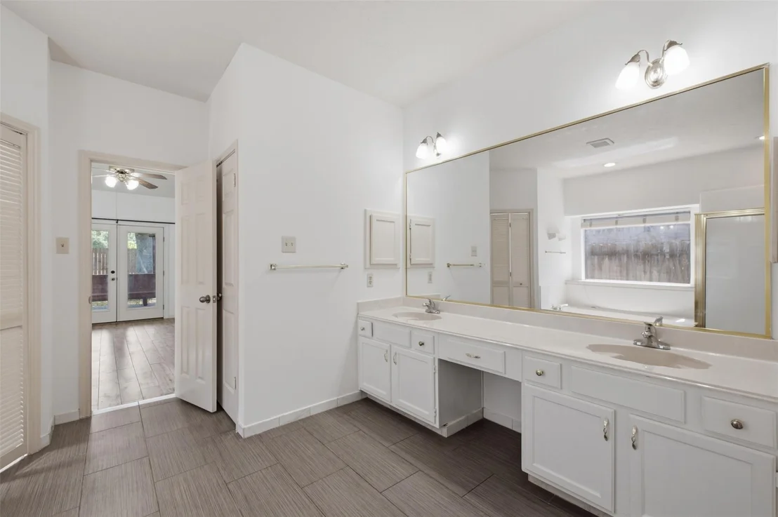 Photo of 23010 Red River Drive