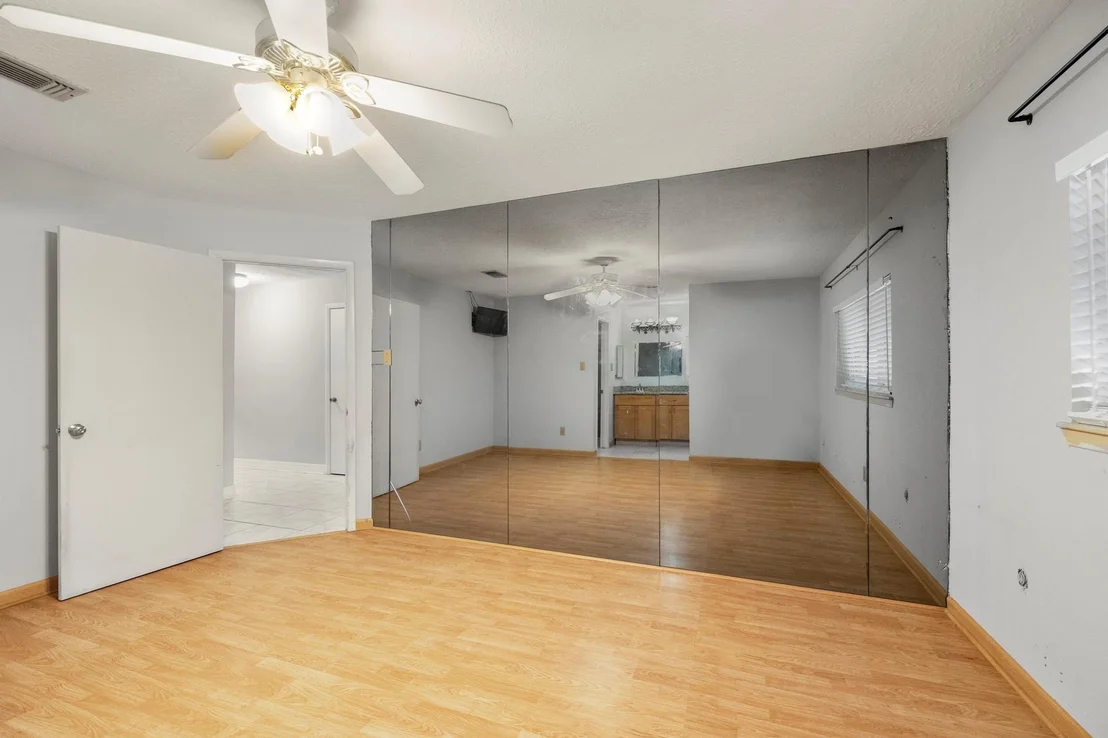 Photo of 23826 Lestergate Drive