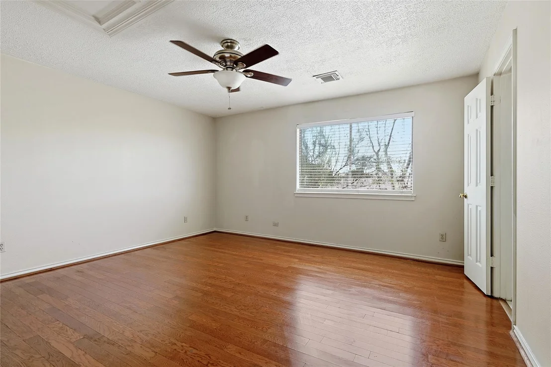 Photo of 7331 Athlone Drive