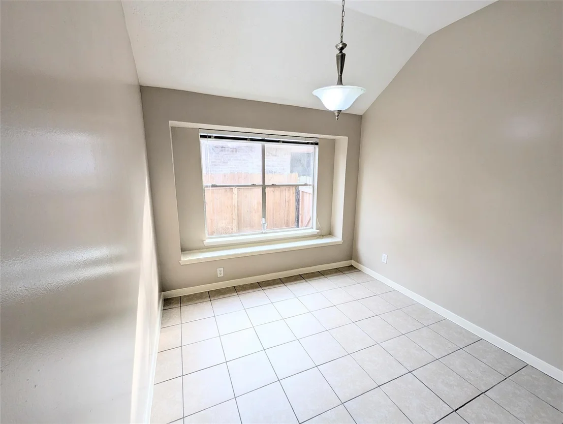 Photo of 7007 Fuchsia Lane