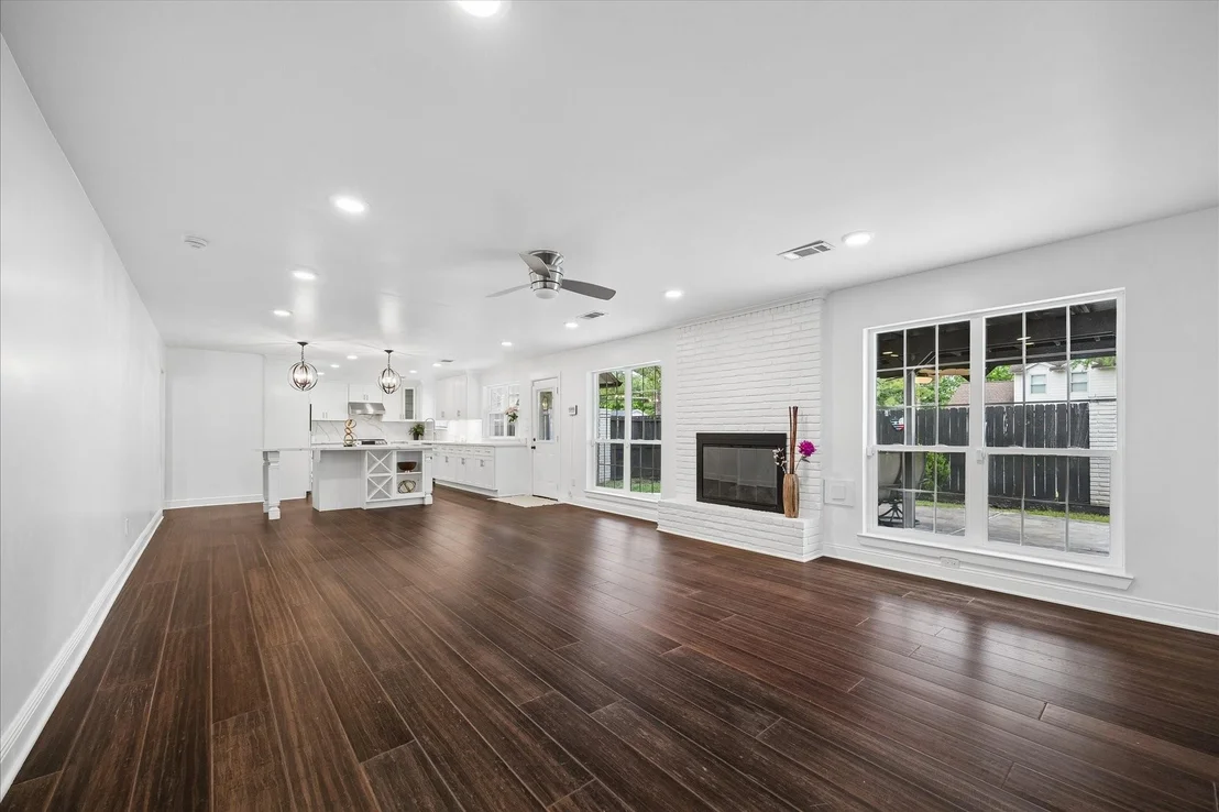 Photo of 10602 Riverview Drive
