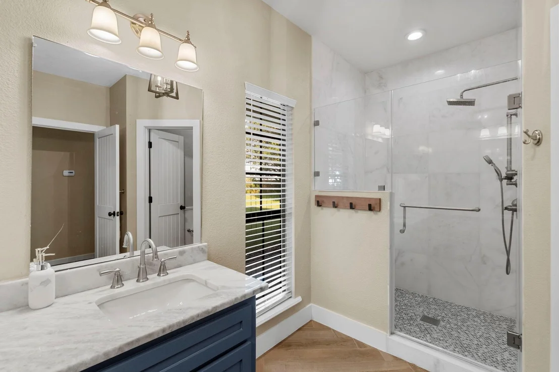 Photo of 13319 Colony Road