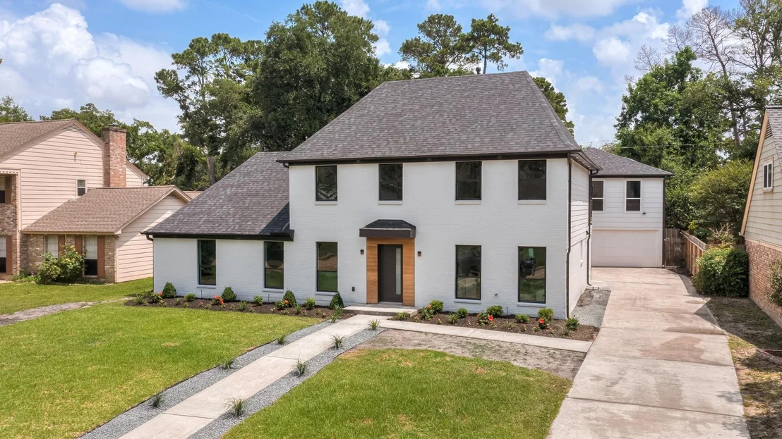 Photo of 3807 Midforest Drive