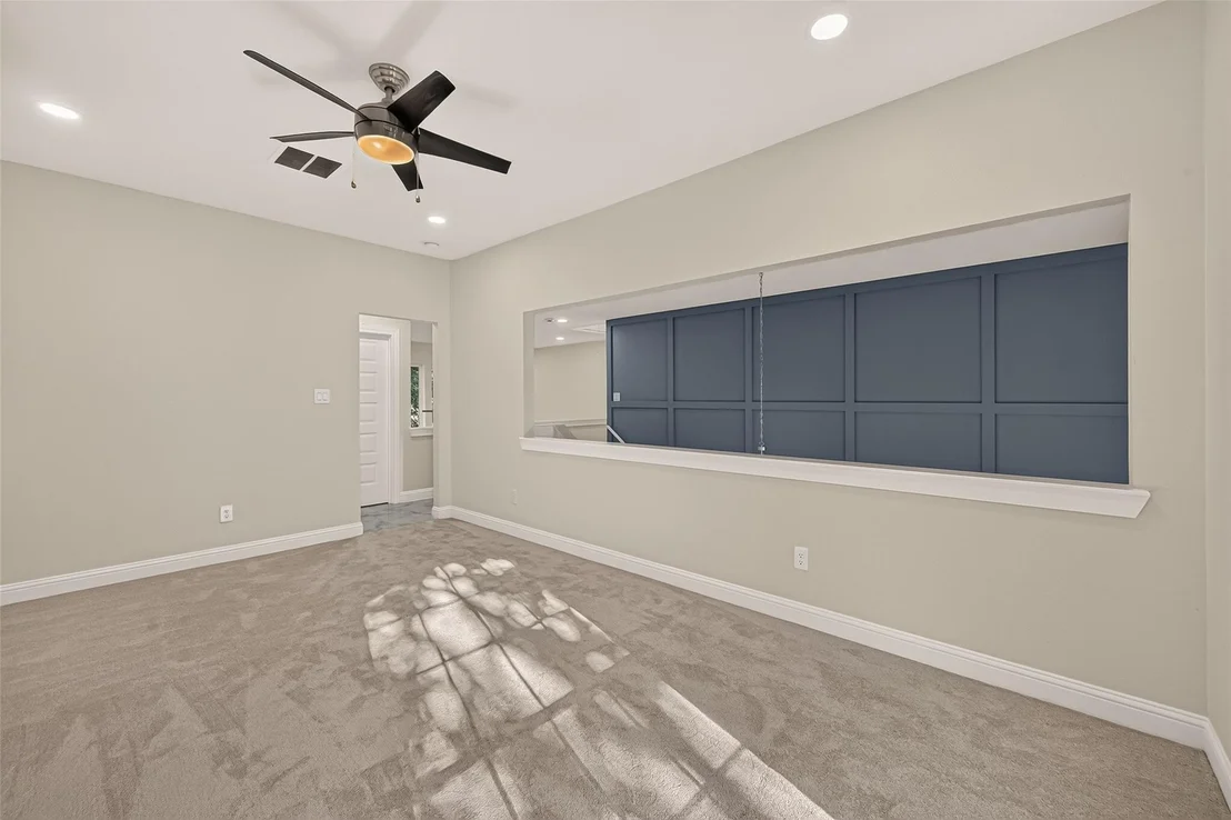 Photo of 2111 Pinecreek Pass Lane