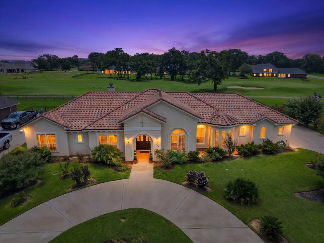 Photo of 230 Lawrence Marshall Drive
