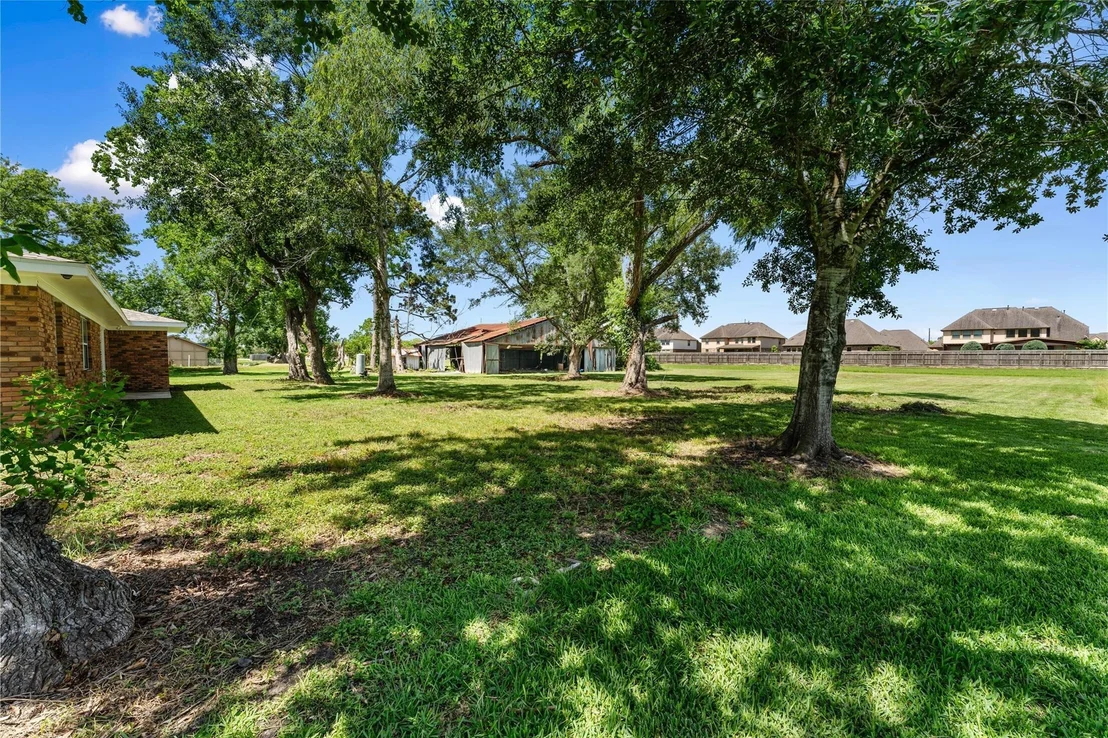 Photo of 2751 Piper Road