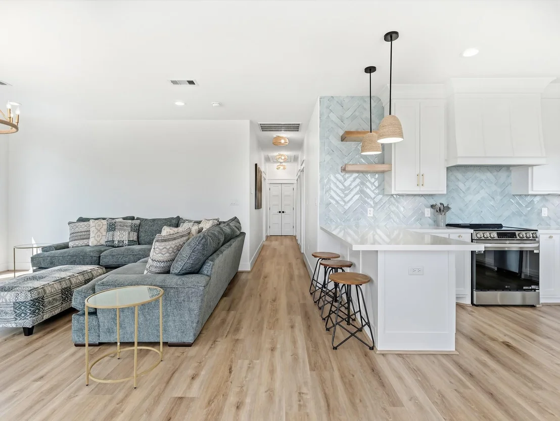 Photo of 955 Wommack