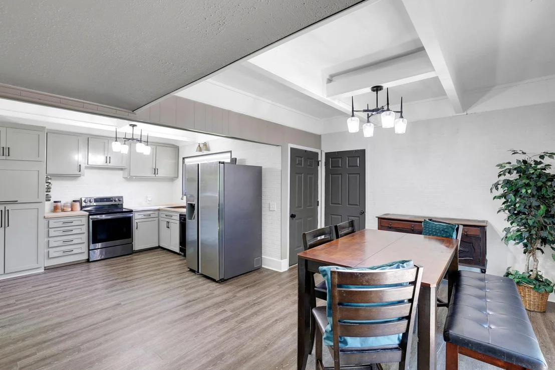Photo of 141 N Pine Harbour Drive
