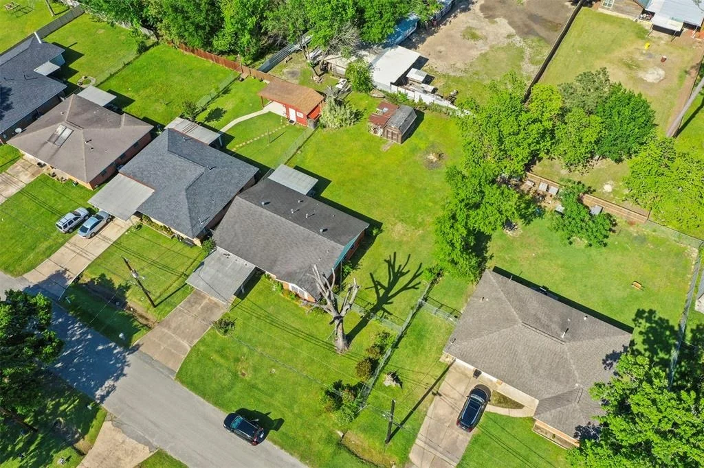 Photo of 16235 Palm Street