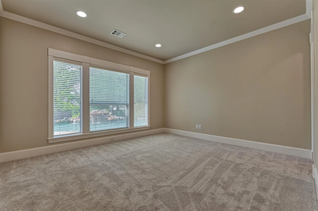 Photo of 72 Wycliffe Drive