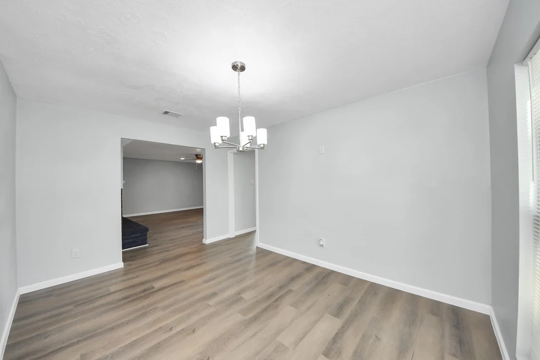 Photo of 14623 Lorne Drive