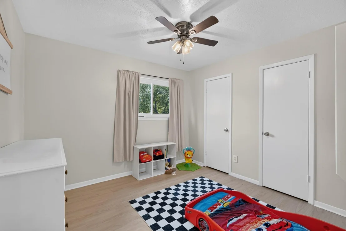 Photo of 215 Enchanted Trail Drive