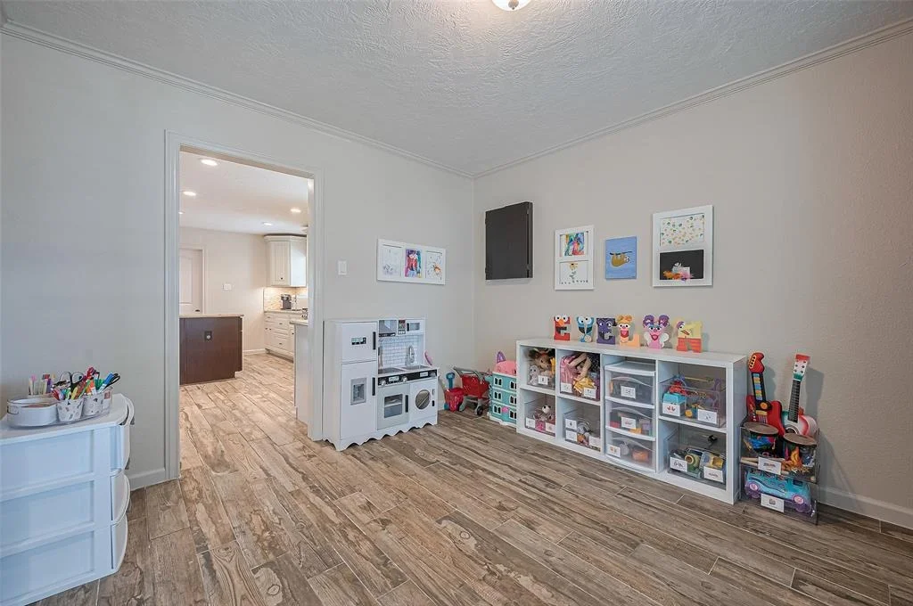 Photo of 10807 Overbrook Lane