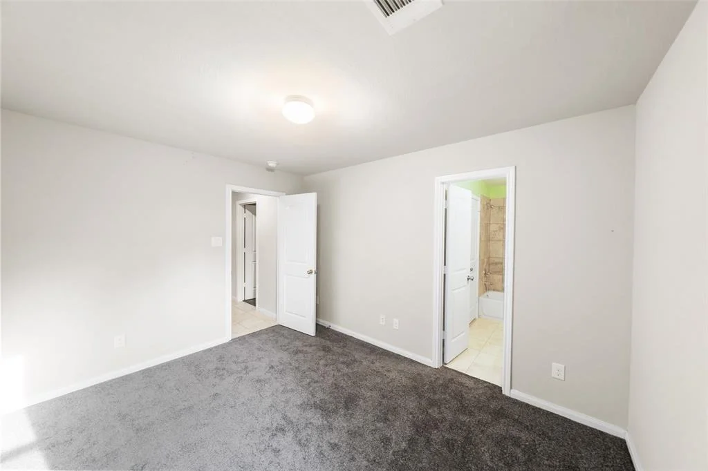 Photo of 15229 Travis Lane