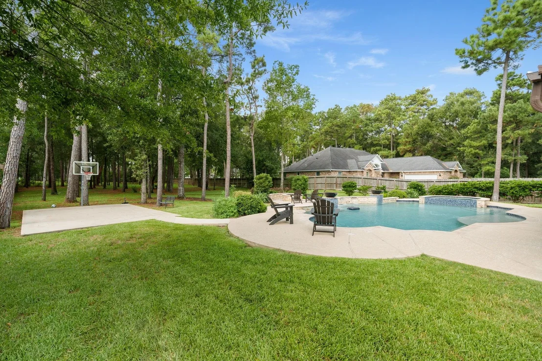 Photo of 27715 Ossineke Drive