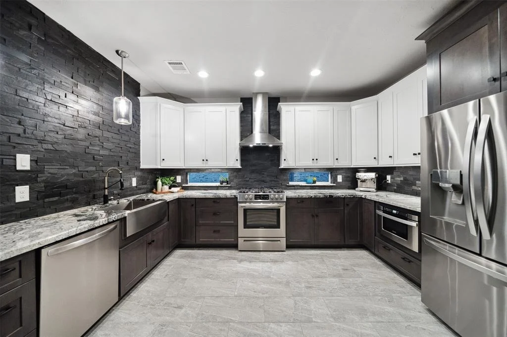 Photo of 19 Canoe Birch Place