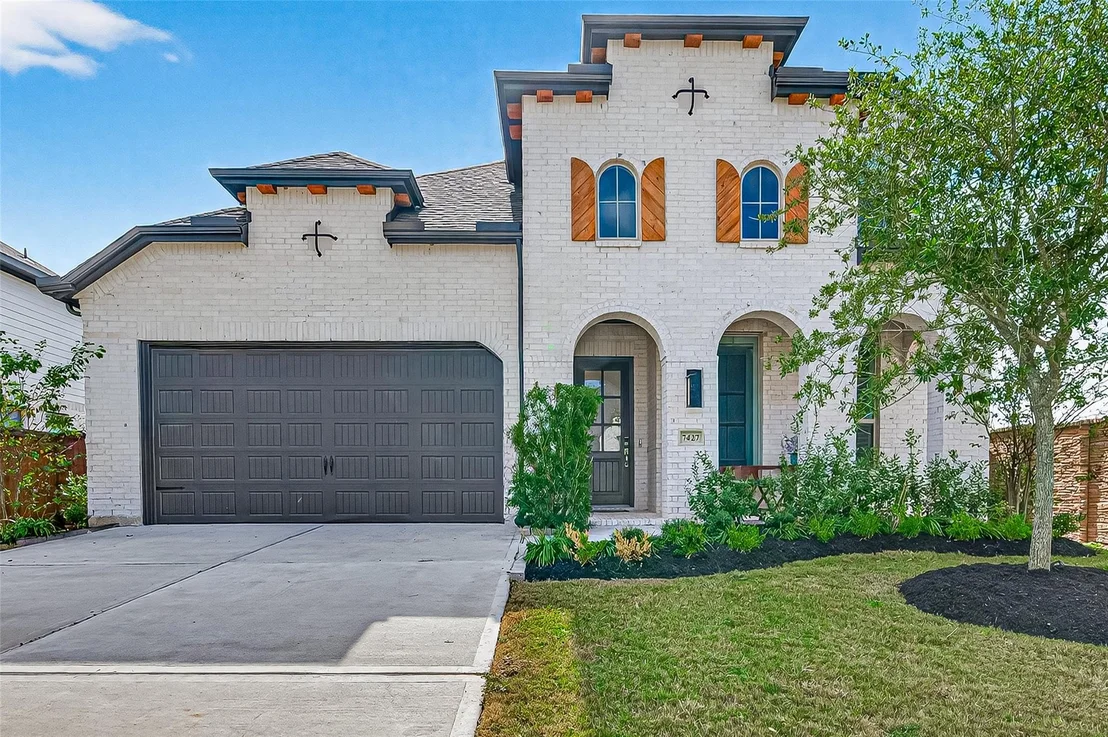 Photo of 7427 Compass Drive